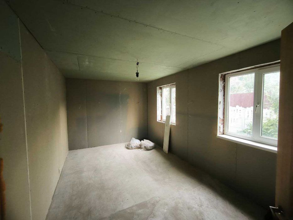 Продаж 4-кімнатного будинку. 2 поверхи та цоколь, СТ Електроніка.