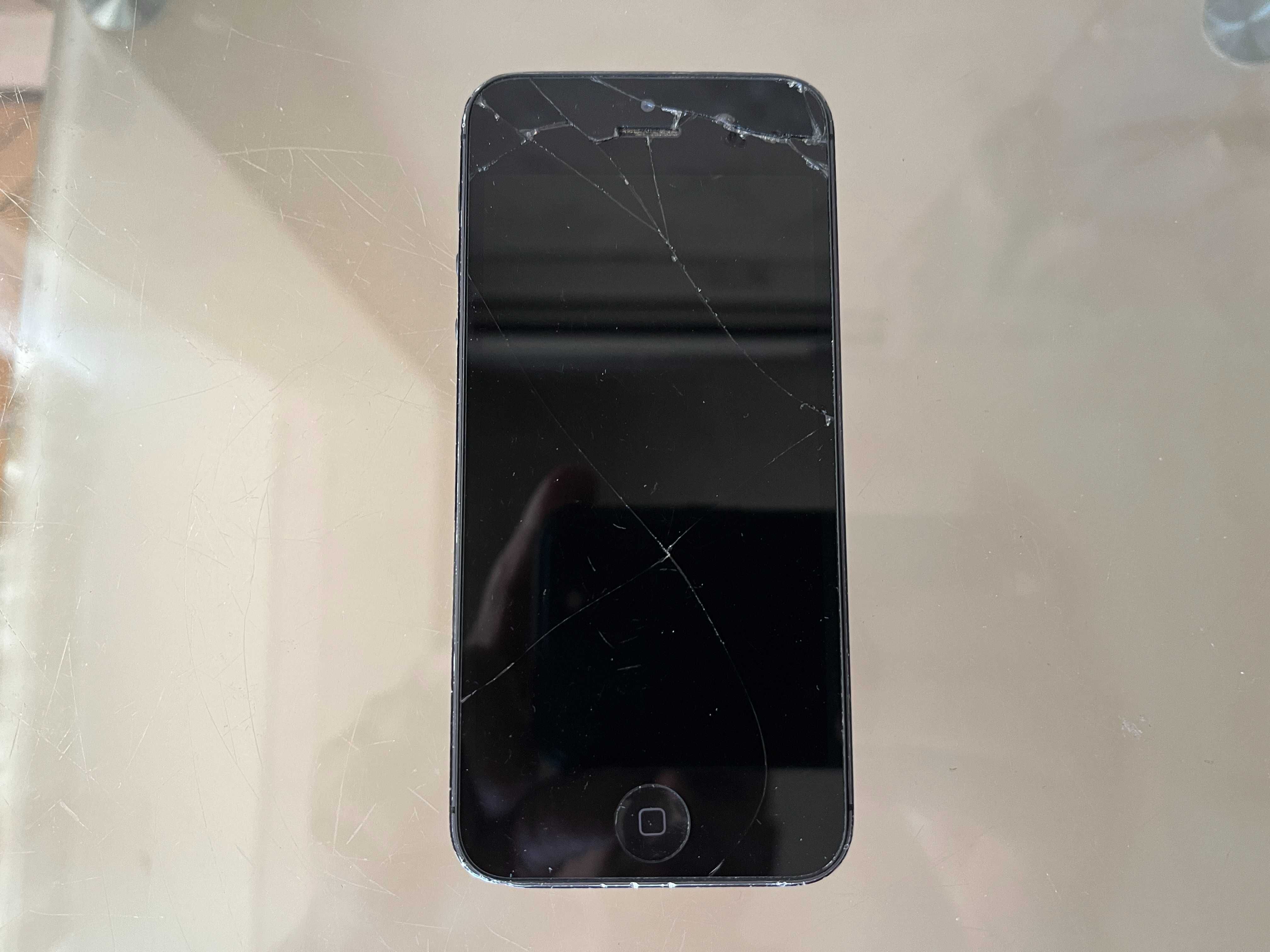 Apple iPhone A 1429. (16 ГБ). рабочий.