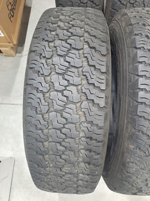 4 pneus 245 75 R17 Goodyear Wrangler