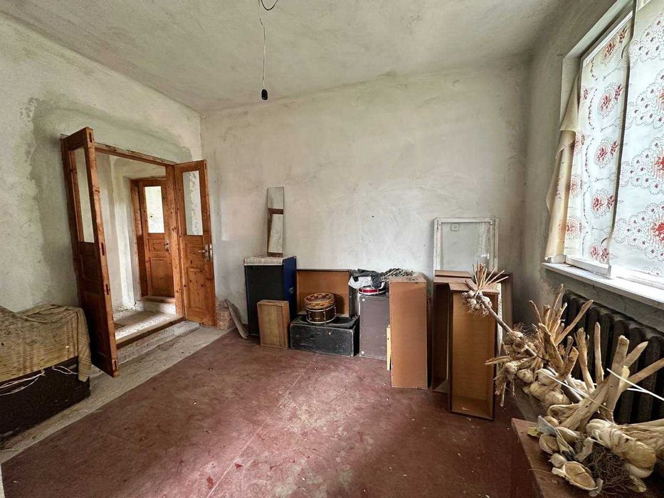 Продається будинок у передмісті Дрогобича (с.Михайлевичі)