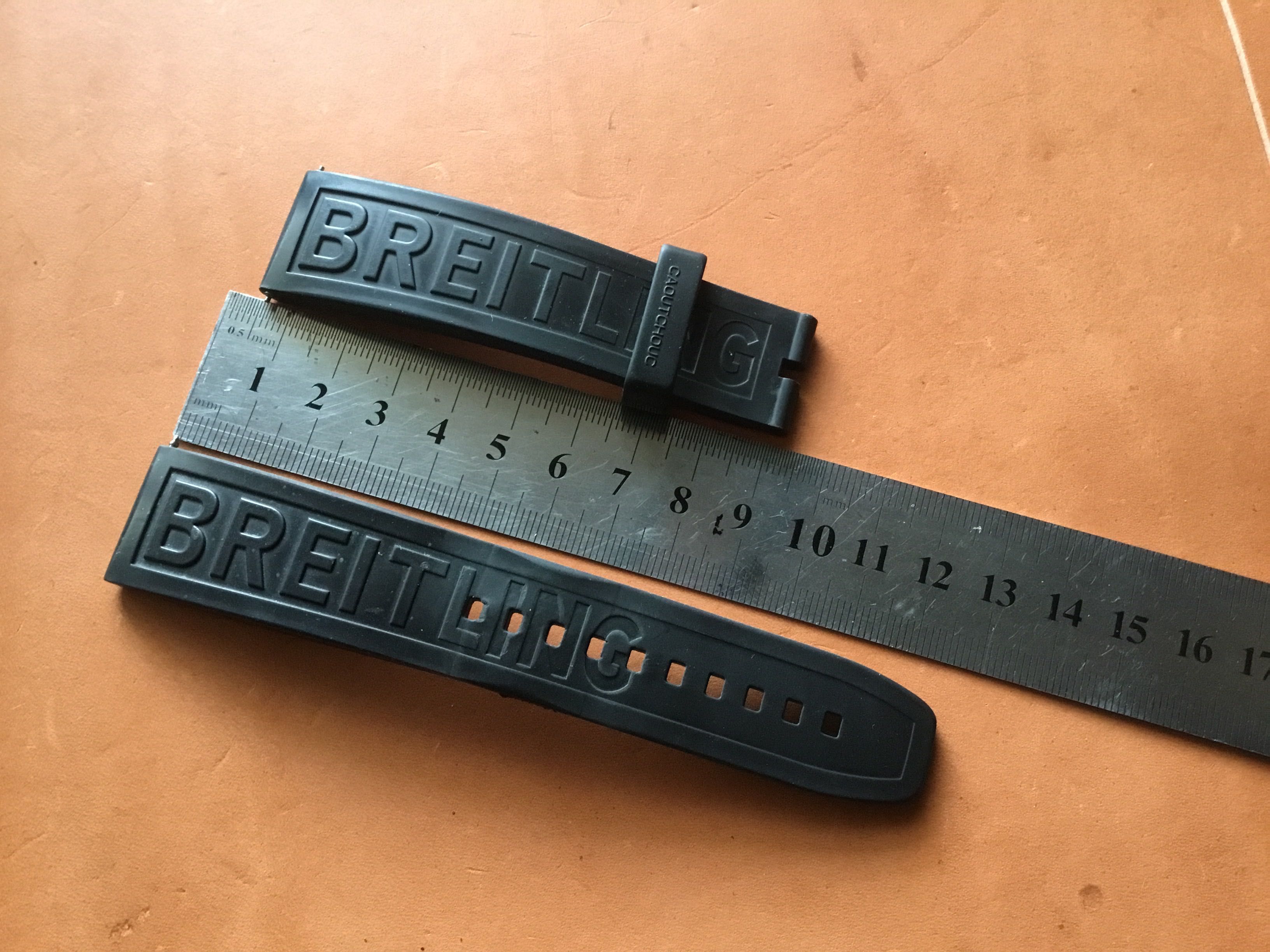 Breitling ремешок оригинал (полиуретан-каучук)дайвер