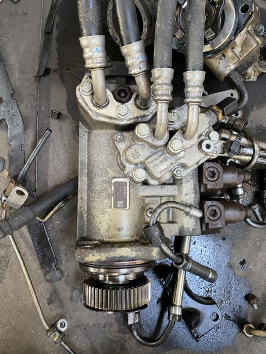 Varias peças do motor Mercedes Actros Euro 5