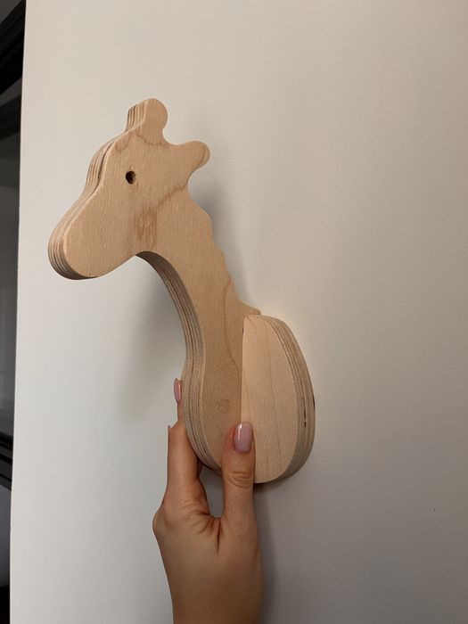 Деревяна декоративна вішалка Жираф