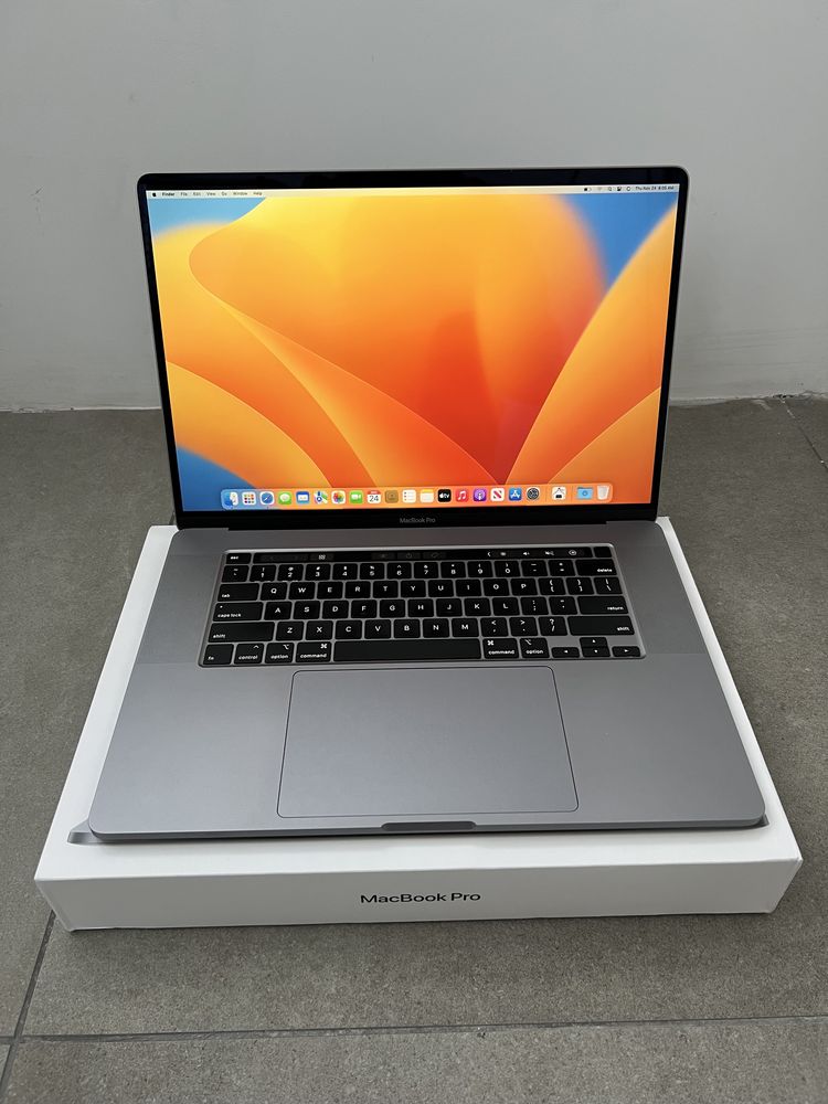 800$ MacBook Pro 16 2019 MVVJ2 2,6GHz / i7 / 16 GB / 512gb SSD