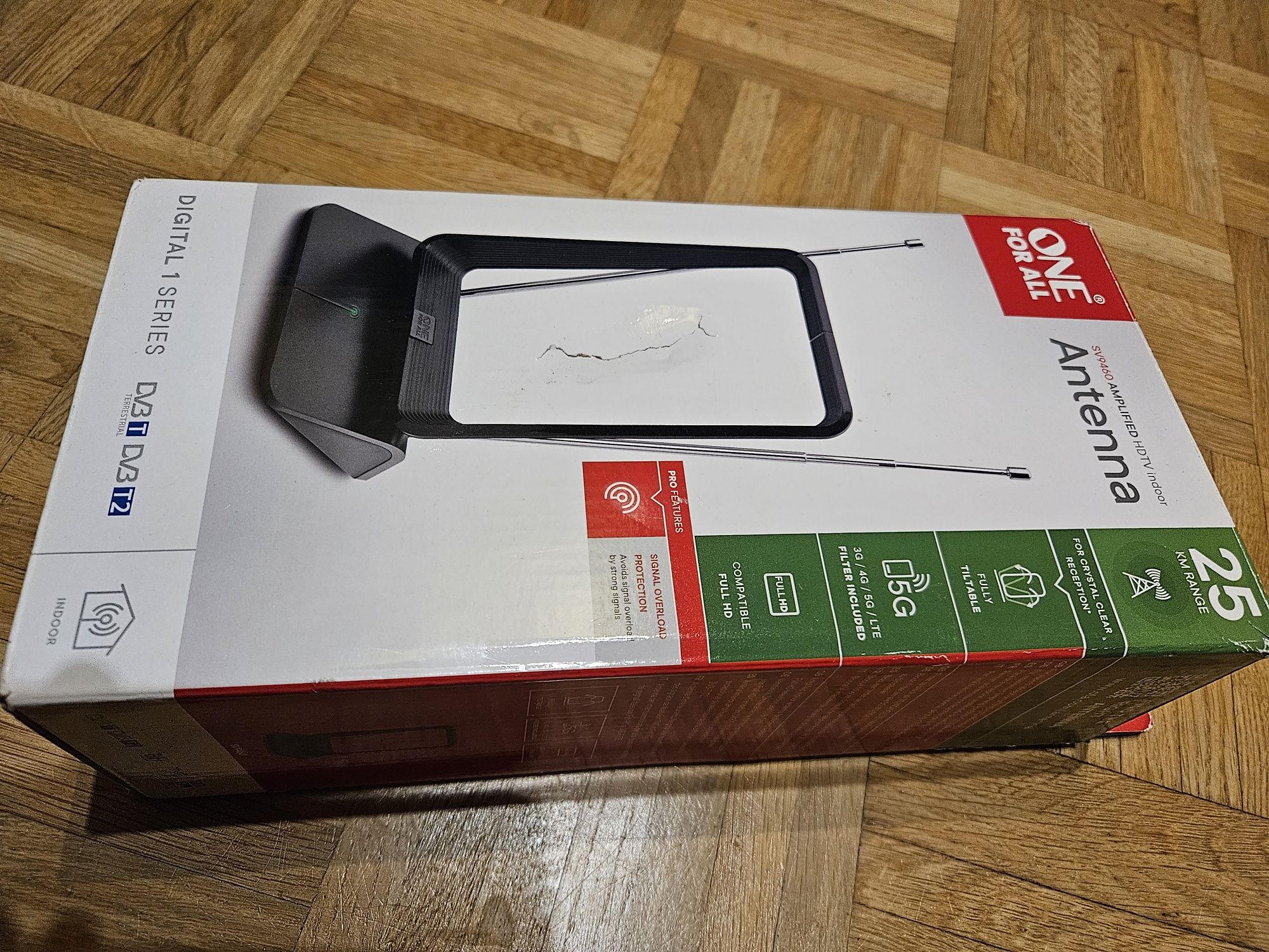 Antena wewnętrzna DVB-T2, 25km i wzmacniacz