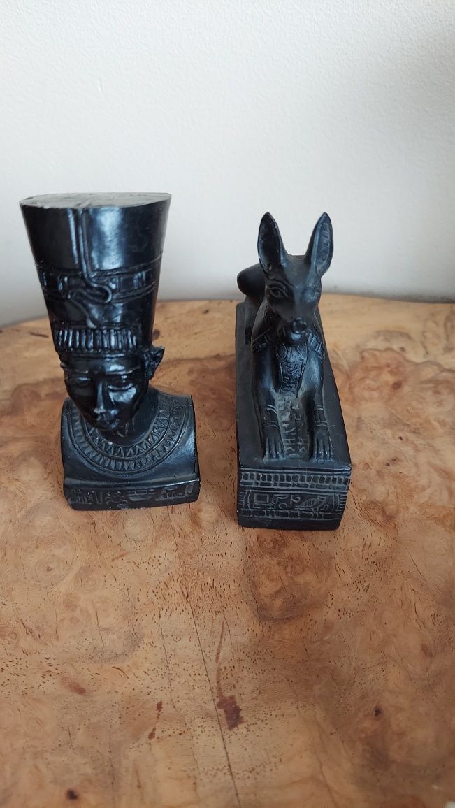 Boginie -Nefretete - Anubis - Egipt  - Figurki