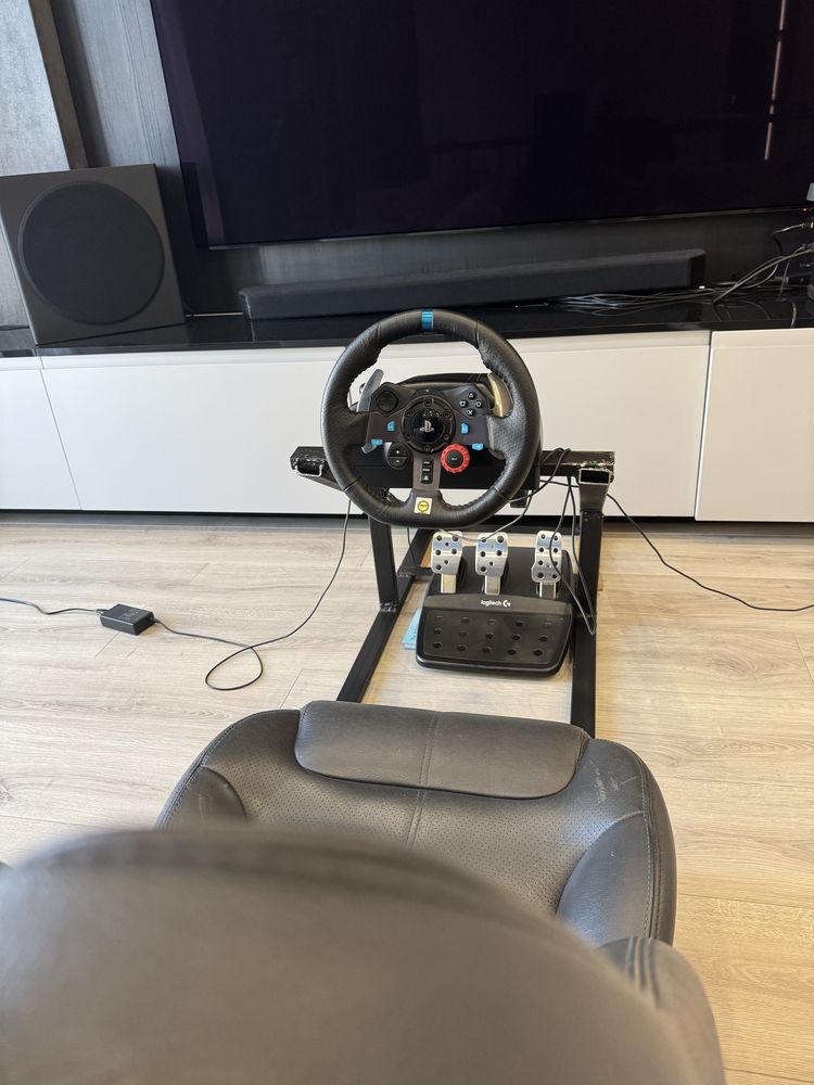 Комплект logitech g29  руль педалі + крісло шкіряне alpha romeo