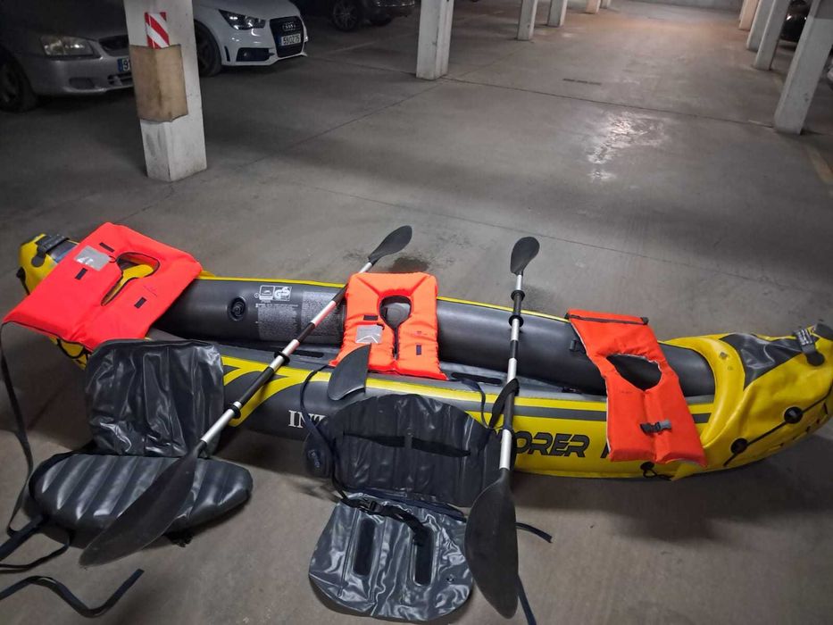 Canoa INTEX Insuflaveis com Remos