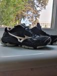Кросівки  mizuno wave bolt 7