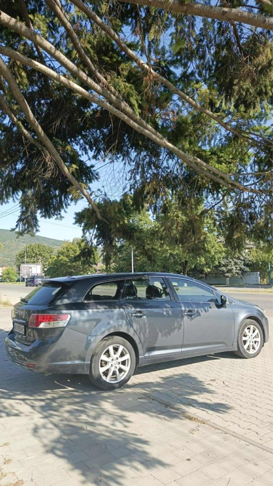Toyota Avensis 2009