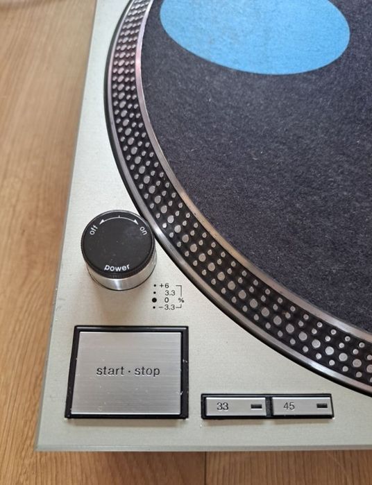 Technics SL1200 mkII cinzento