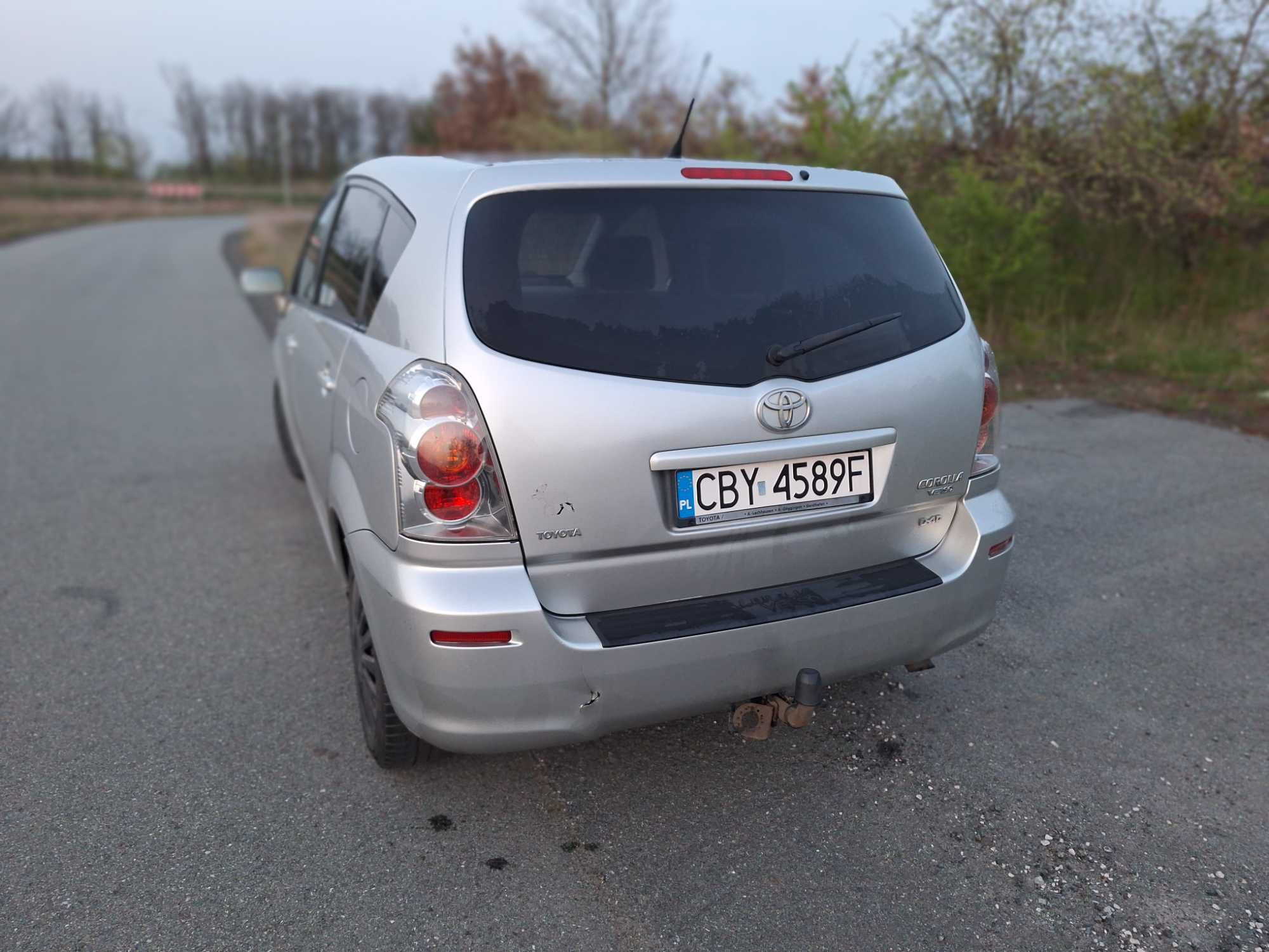 Toyota Corolla Verso 2.2 D-4D 7 osób