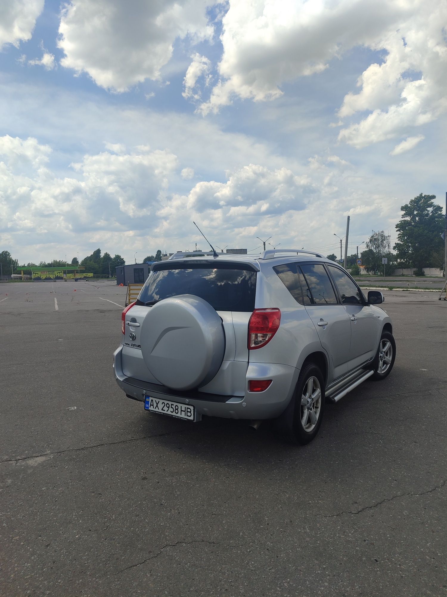 Aвтомобіль Toyota Rav 4 2006