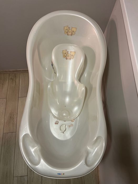 ПРОДАМ дитячу ванночку на підставці