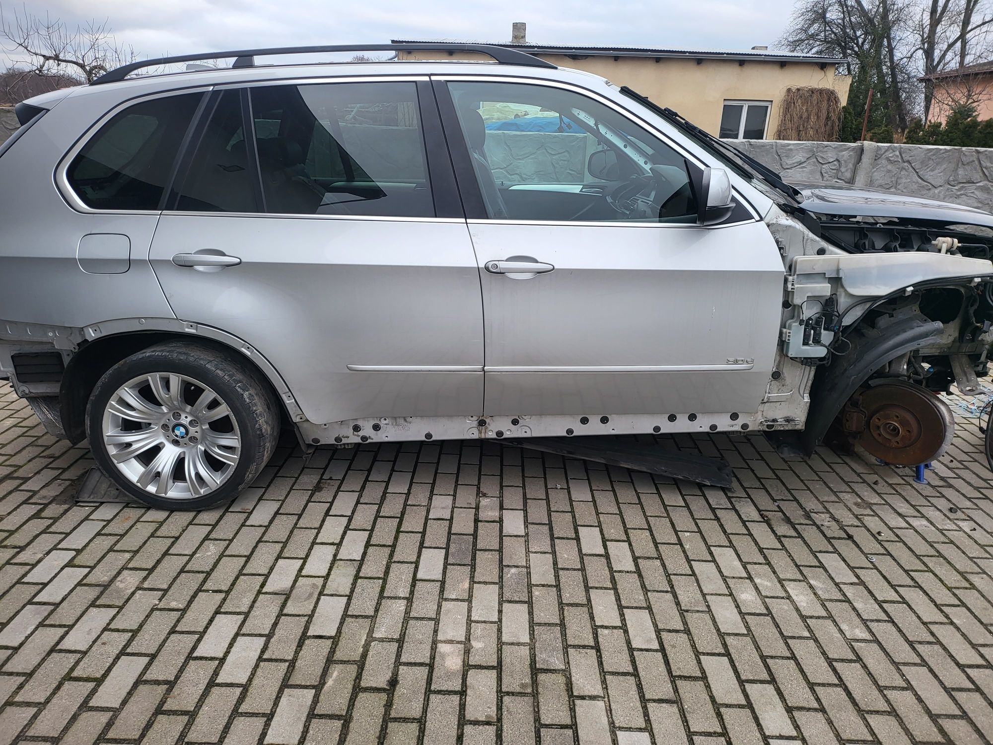 Progi stopień komplet Lewy bmw x5 e70