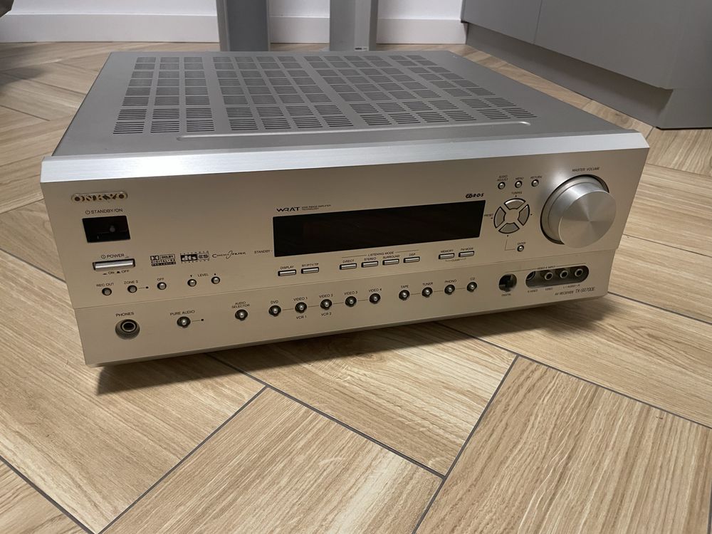 Amplituner onkyo TX-SR700E