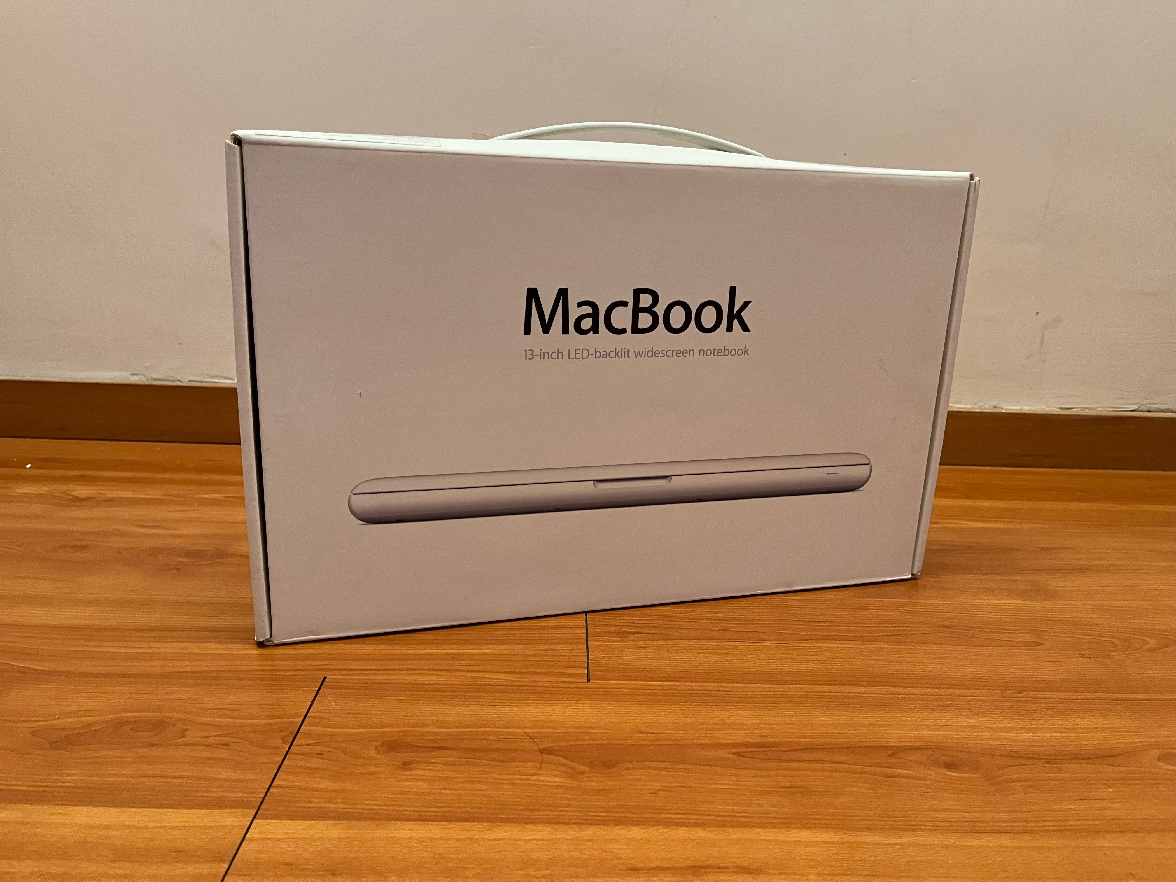 Caixa MacBook A1342