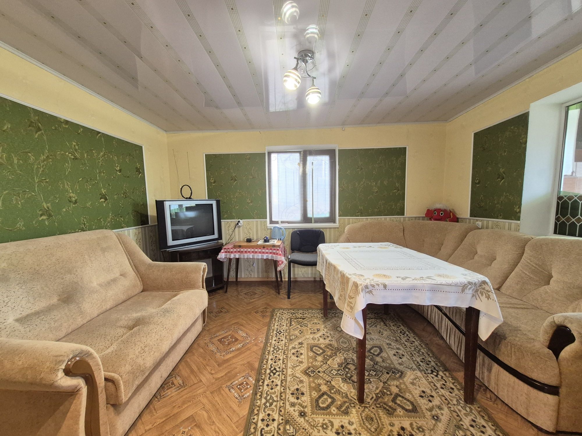 Продам дачу в межі міста