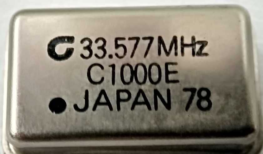 Кварцовий генератор C1000E 33.577Mhz JAPAN 78