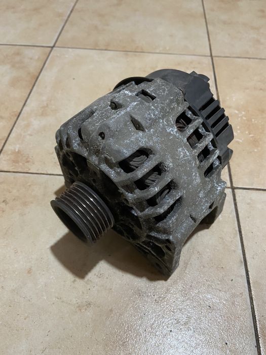 Генератор Renaul Laguna 2 , Trafic, Vel Satis