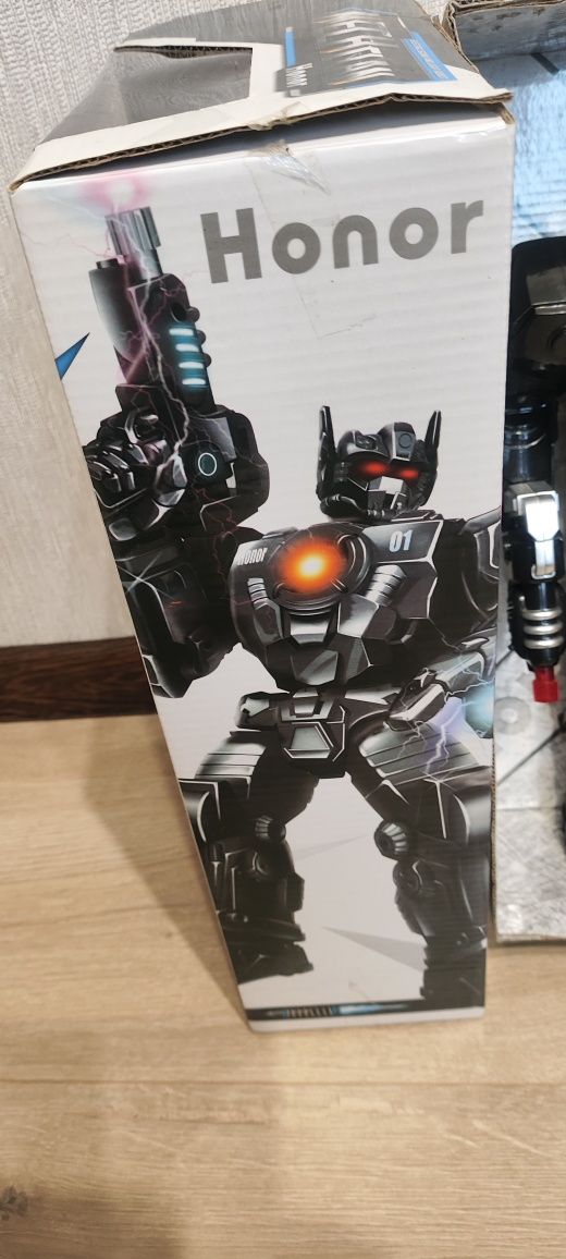 Робот Mech Clan (2 кольори, ходить, світло, звук)