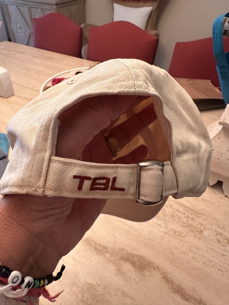 Vendo 2 bones Timberland e Nike -unisexo