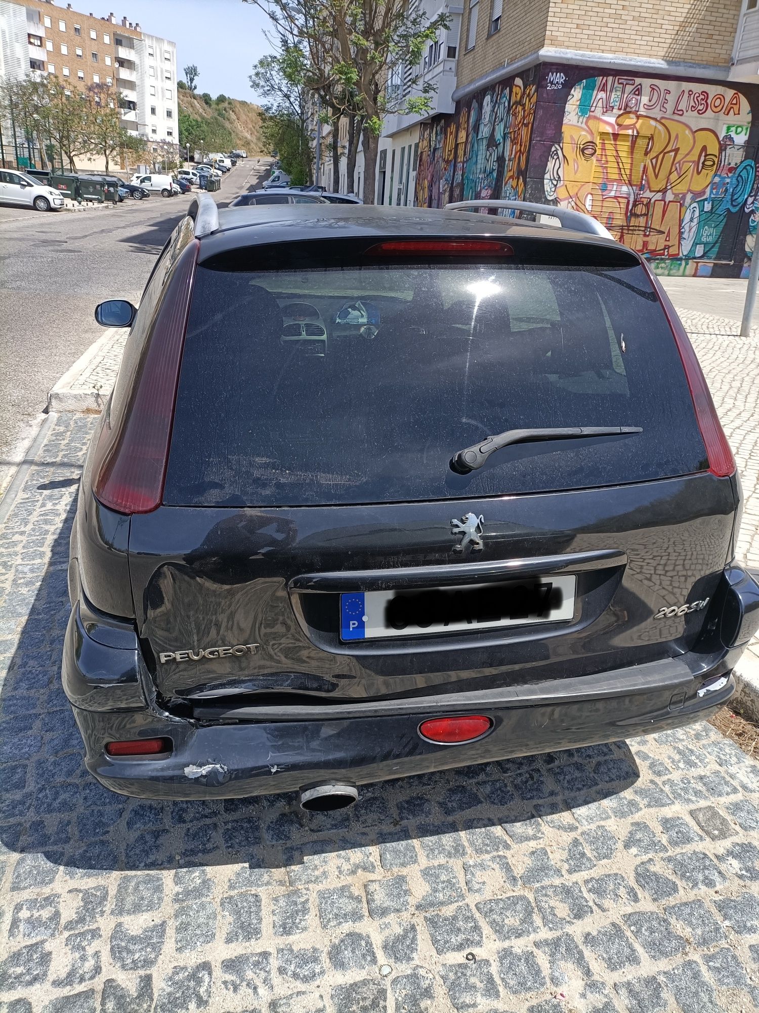 Peugeot 1.4 diesel acidentado radiador furado