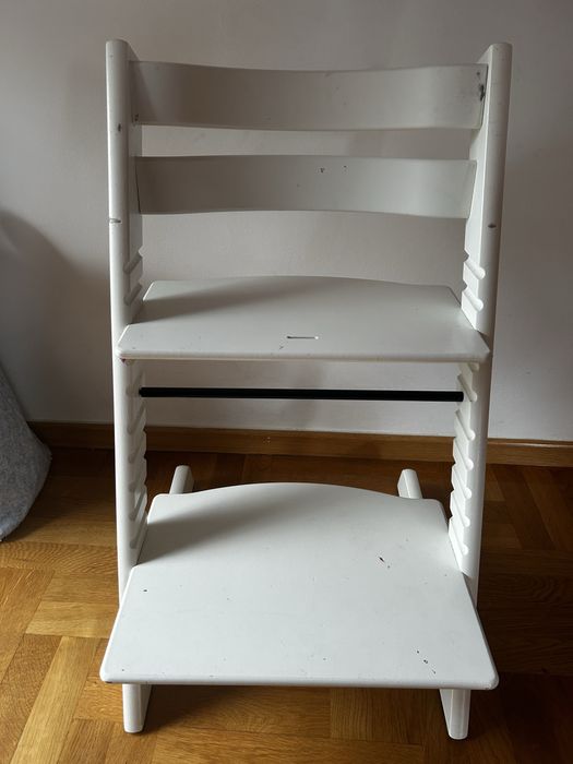 Krzeslo stokke biale tripp trapp