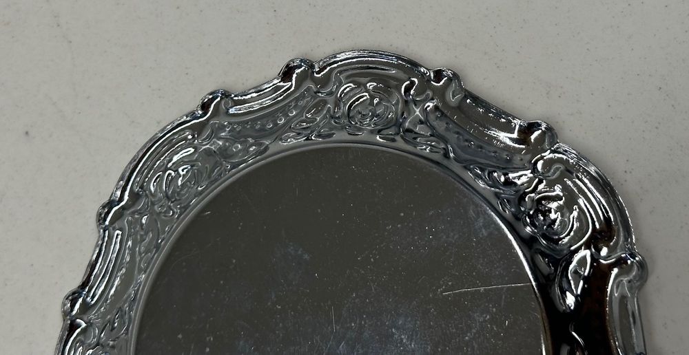 Patera podstawek z lat PRL-u