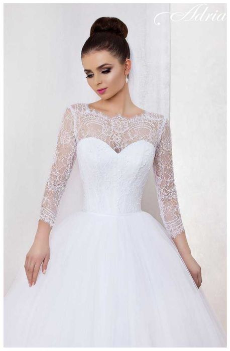 Suknia Ślubna marki ADRIA, rozmiar 36 (stan idealny)