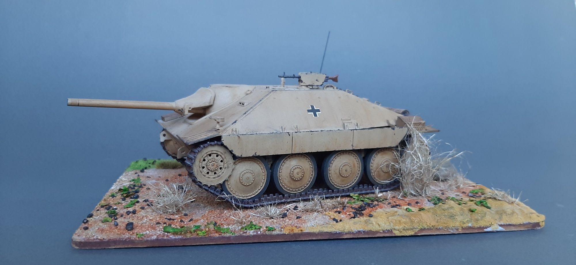 Модель немецкой САУ  Hetzer 1/35