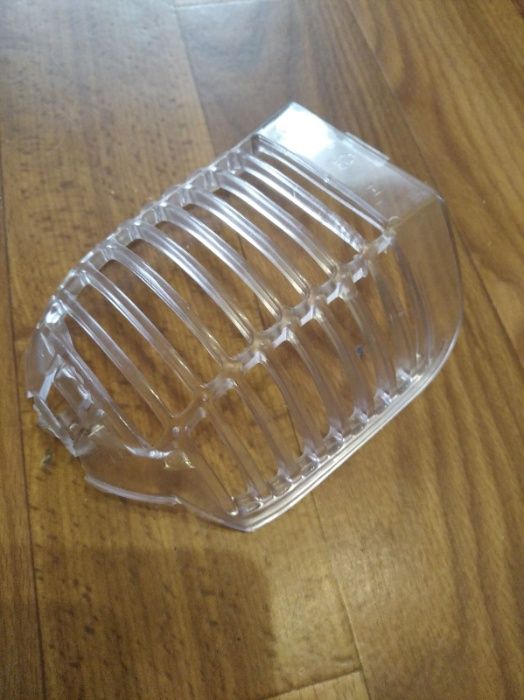 Защитная решетка(кожух) подсветки в холодильник