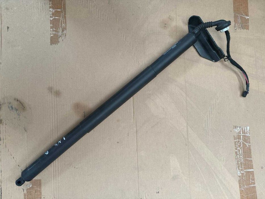 Siłownik klapy elektrycznej Opel Insignia B