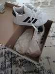 Ténis  novos Adidas