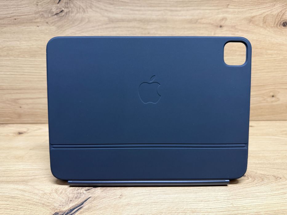 Оригінал Apple Magic Keyboard з трекпадом (MWR23) для iPad Pro 11” M4