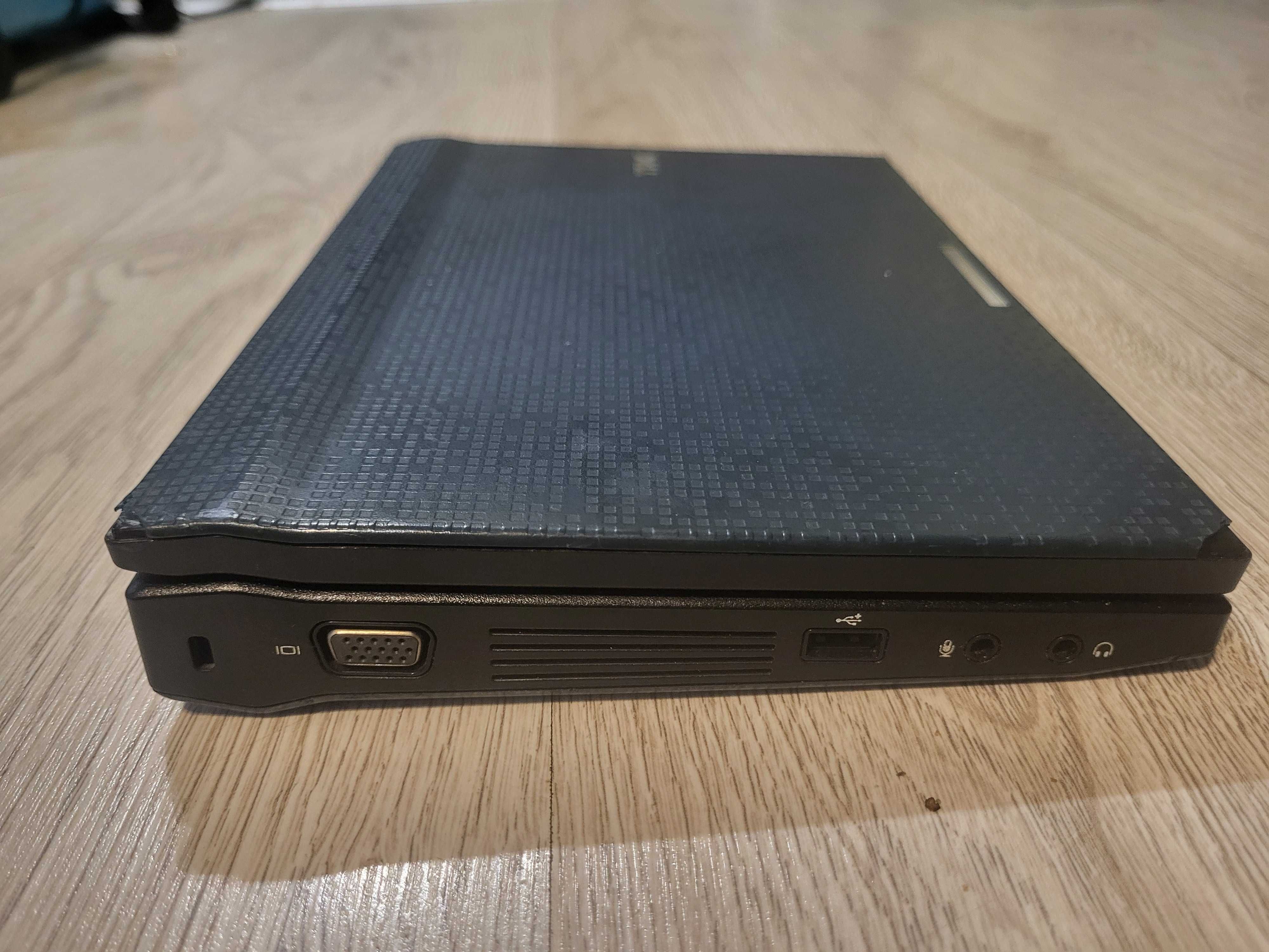 laptop Dell latitude 2100