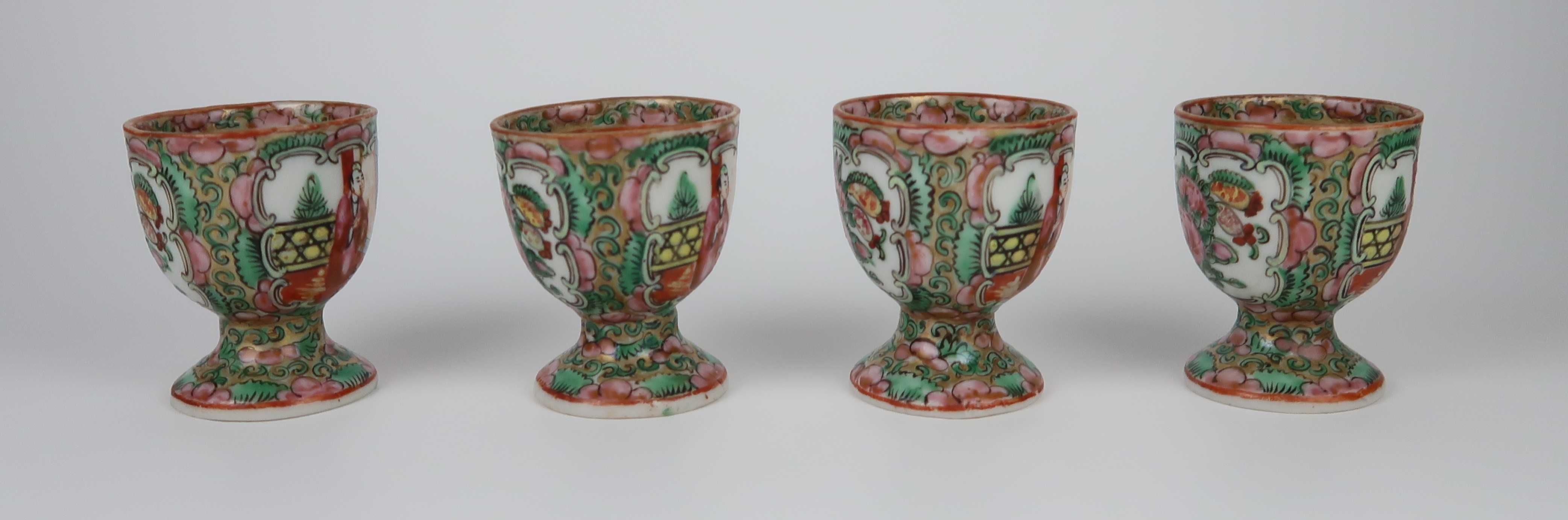 Porta Ovos Porcelana da China Séc. XIX, CADA