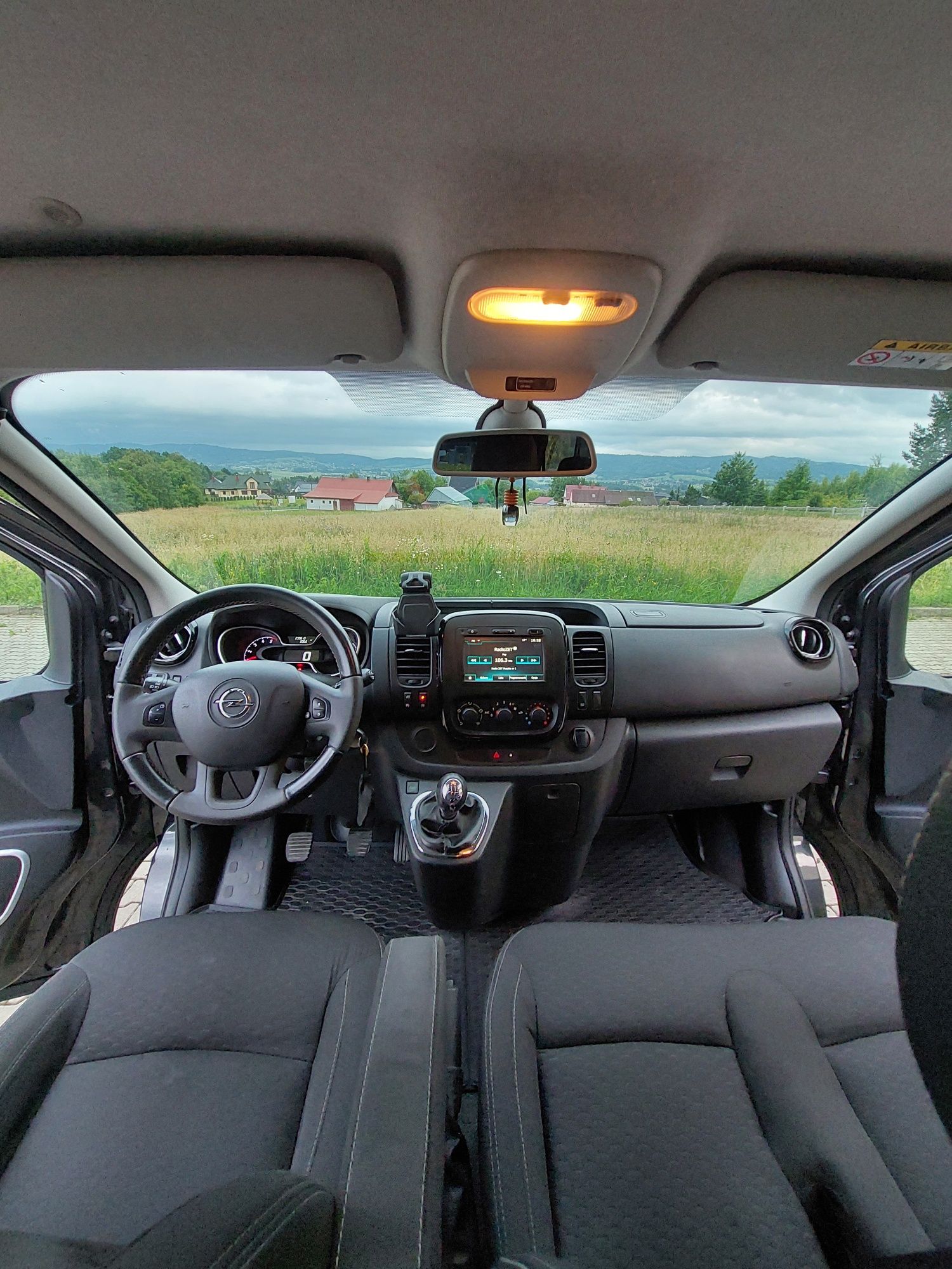 Opel Vivaro 1.6 biturbo Salon Polska Super Stan