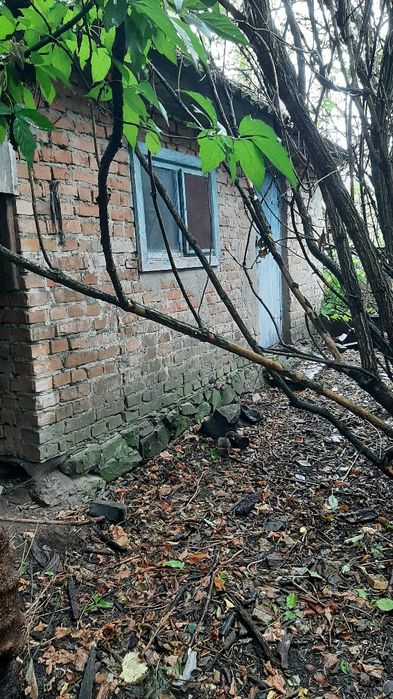 Продається будинок в с. Бугрин