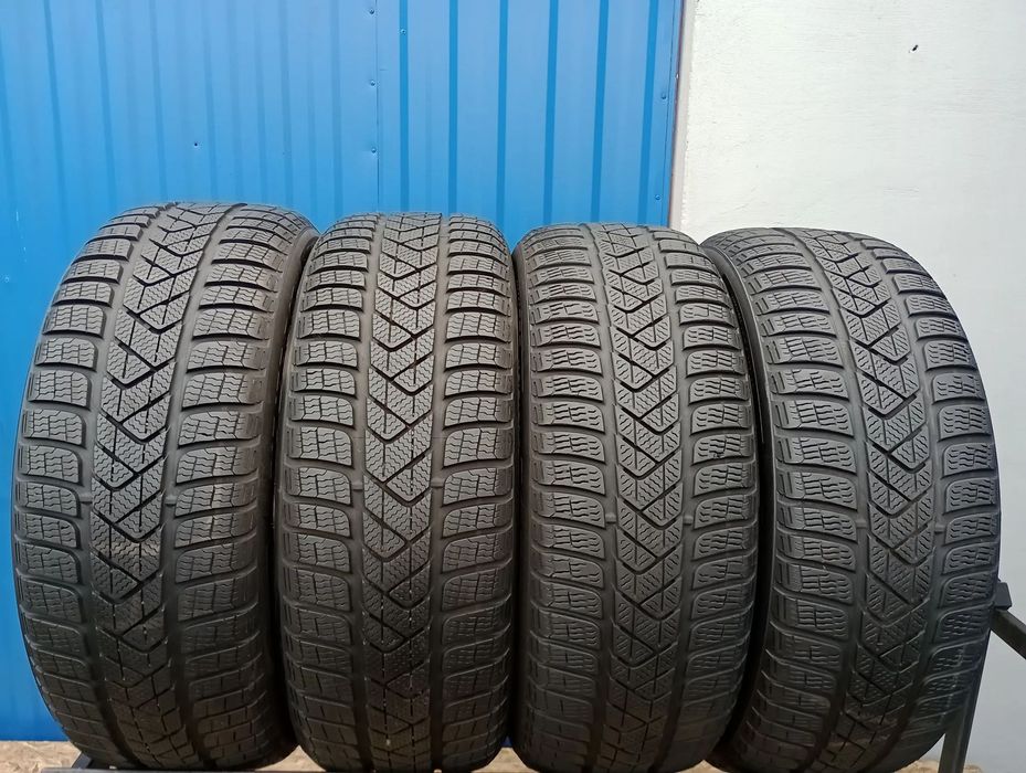 OPONY ZIMOWE 4x 215/55 R17 94H PIRELLI SOTTOZERO 3