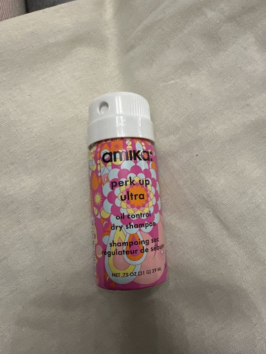 Amika perk up ultra suchy szampon ograniczajacy wydzielanie sebum 29ml