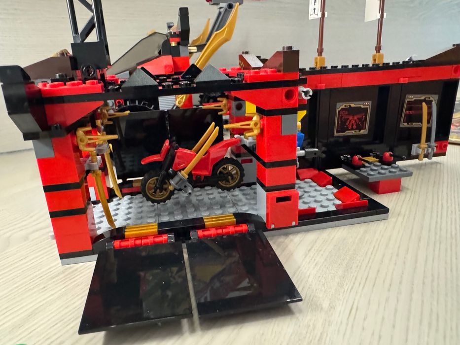 Aktualne. LEGO Ninjago 70750 Ninja DB X Komplet z pudełkiem