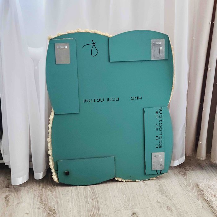 Duże lustro vintage DIY zdobione pianką w stylu boho