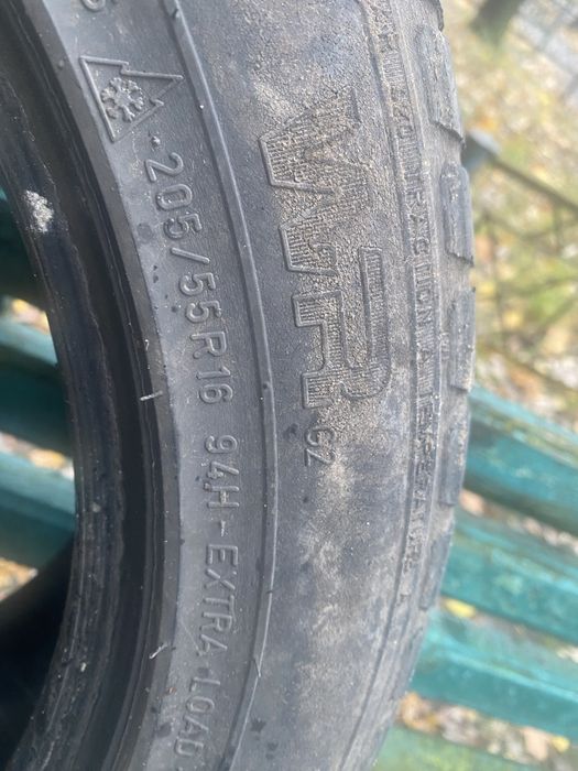 NOKIAN 205/55 R-16, дві шини,хороший стан