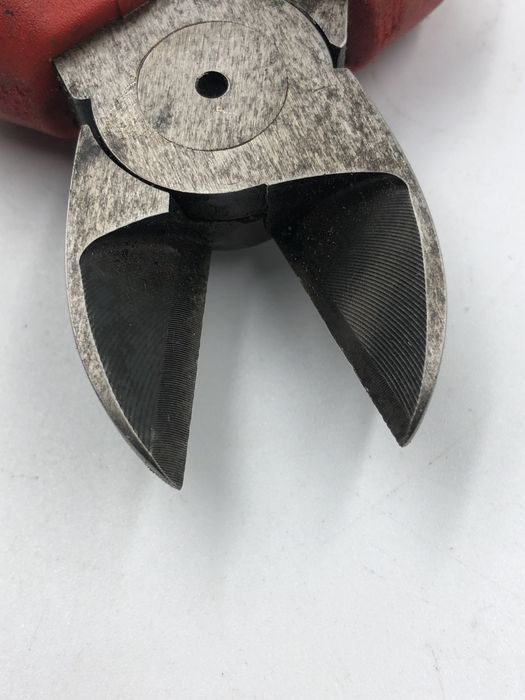 Knipex szczypce tnące boczne