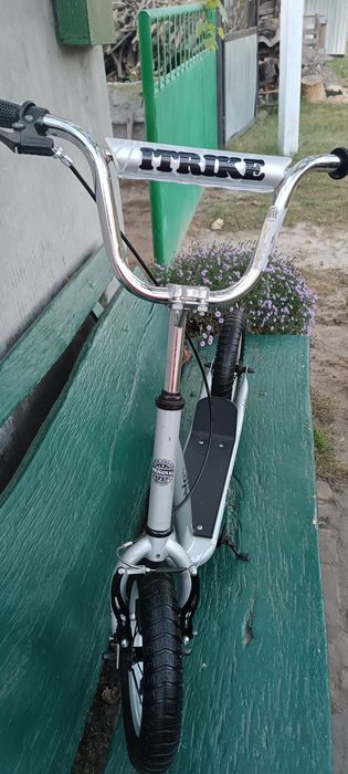 Самокат в ідеальному стані