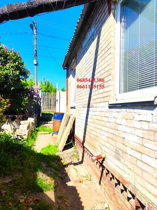 Продам житловий будинок в центрі с. Коротич в 10-ти км від м.Харків