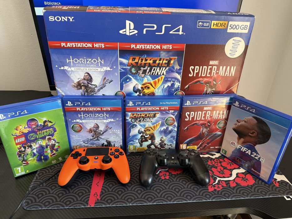 Ps4 Slim 500gb  com 5 jogos e 2 comandos