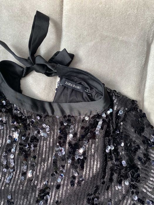 Vestido (estilo t-shirt) da Zara com lantejoulas