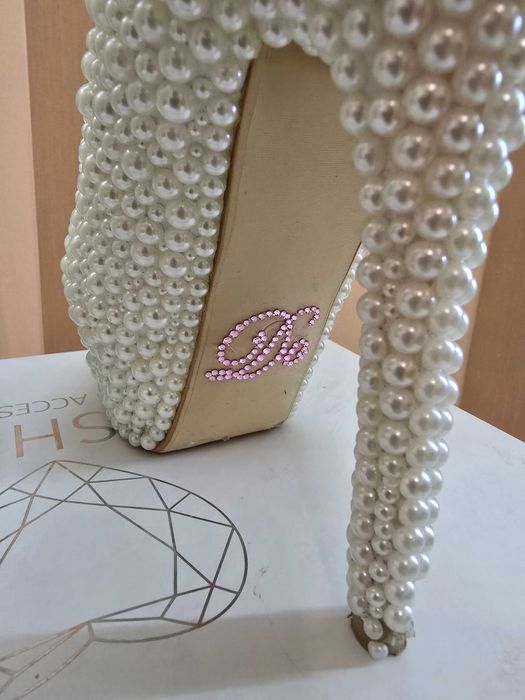 свадебные туфли-лобутены StylishBride